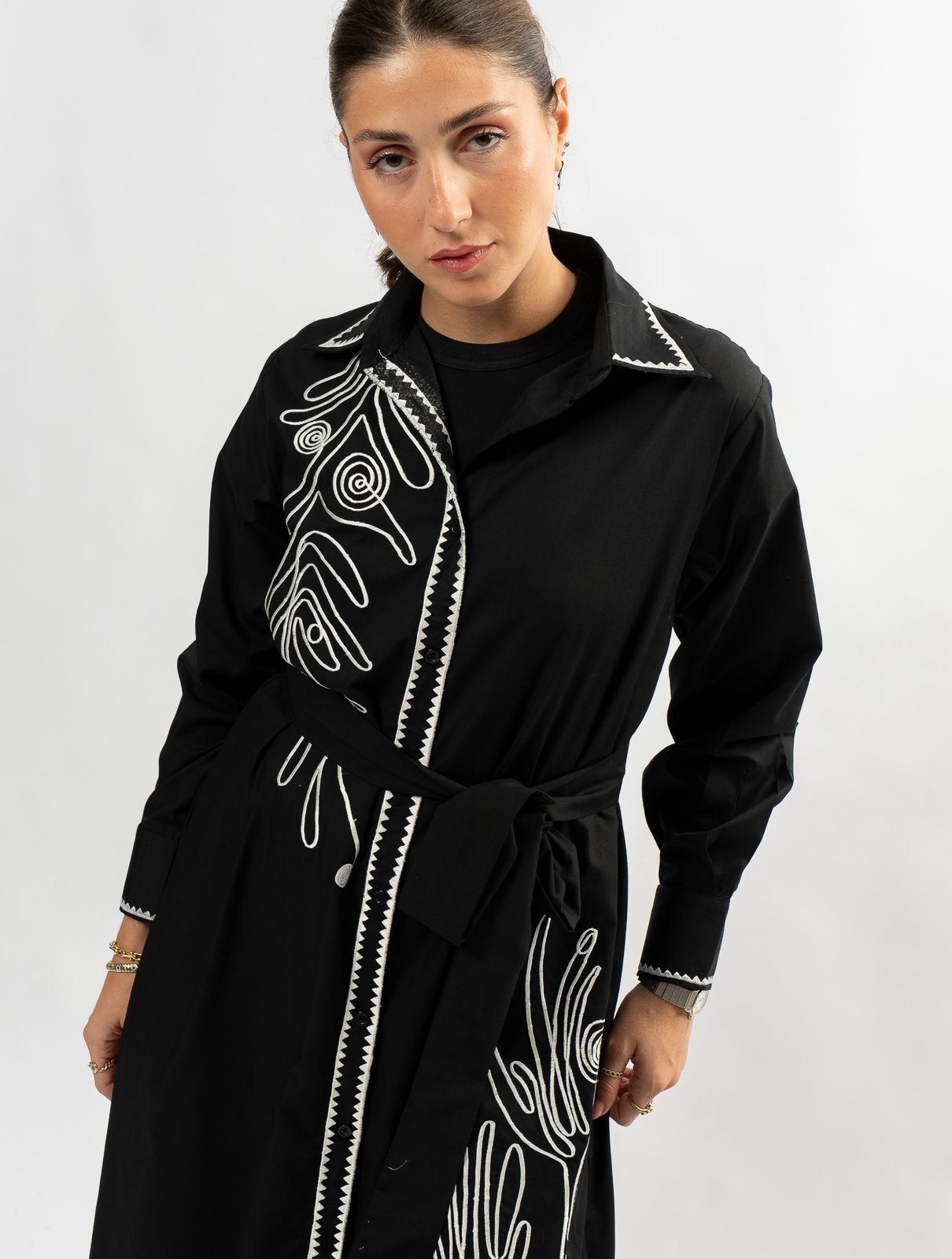 Black and white petal