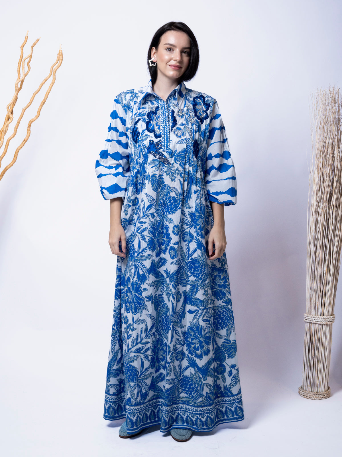 Daisy Light Abaya