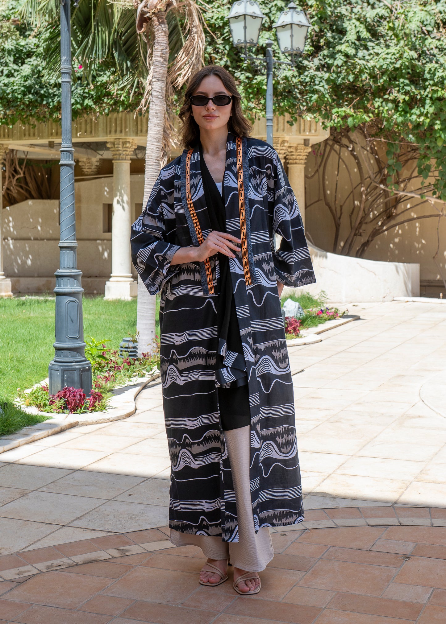 Noir Mirage Abaya