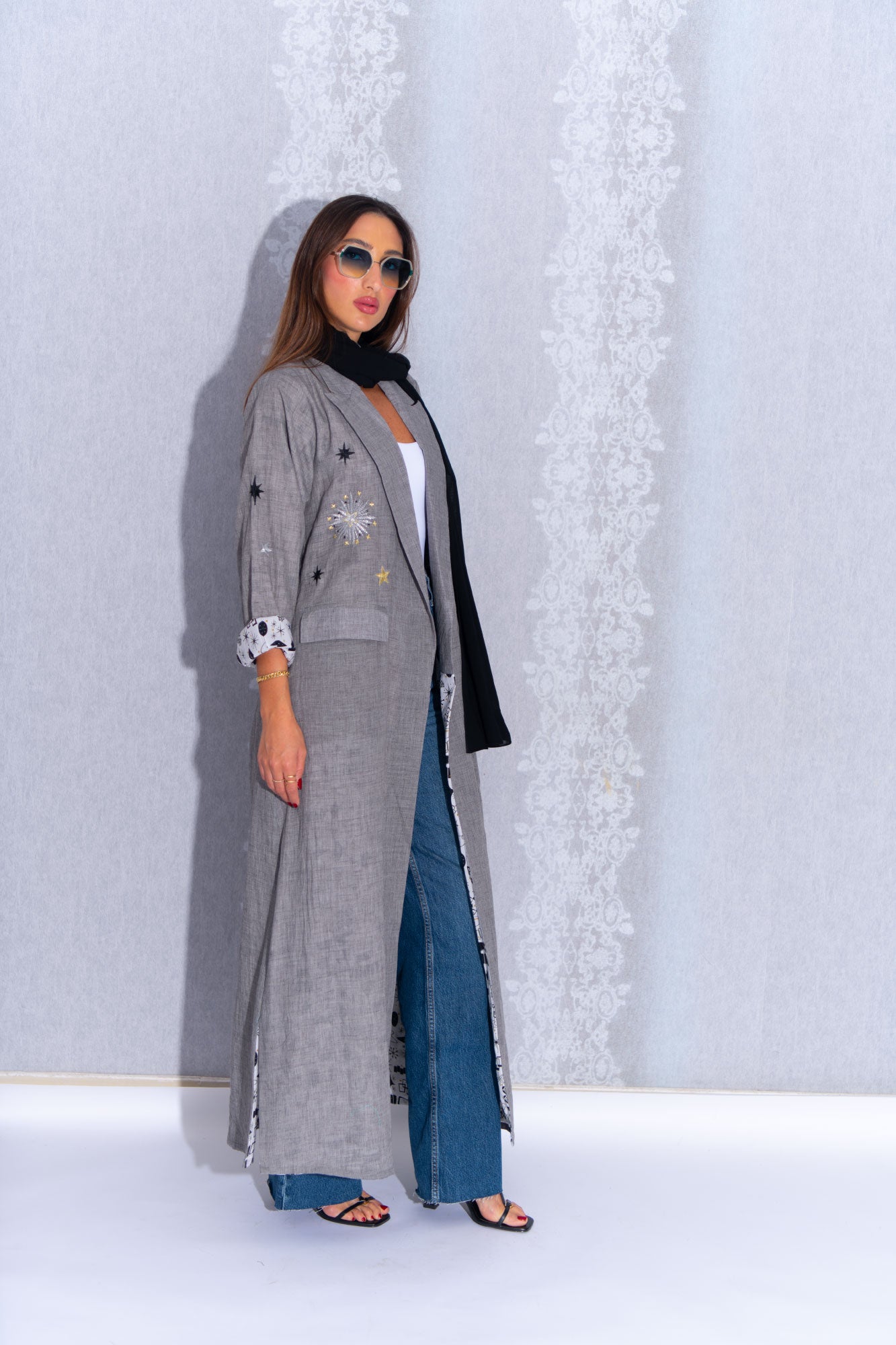 Dark Grey Cotton Abaya with Chic Monochrome Trim