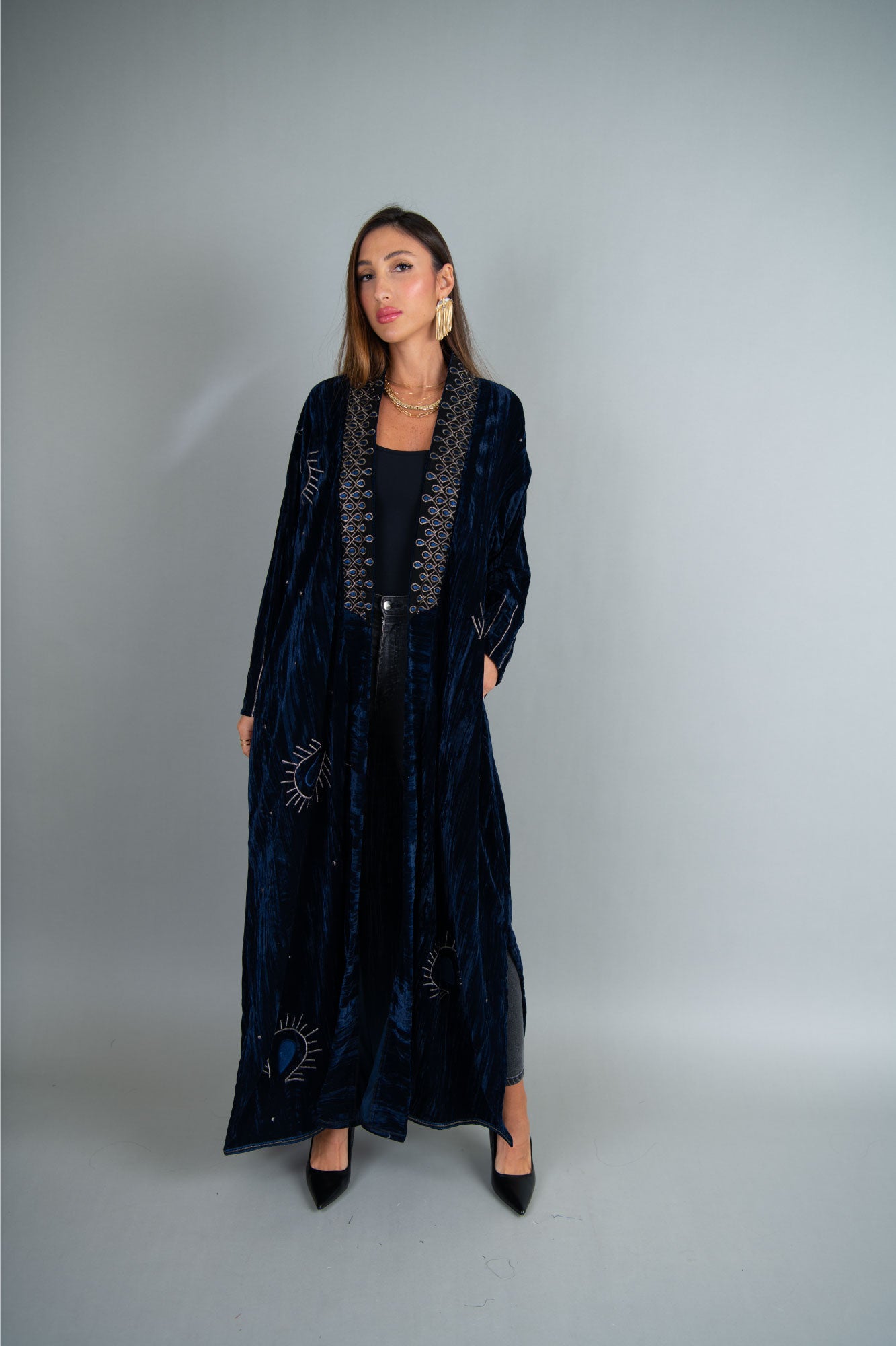 Luxurious Navy Blue Velvet Abaya with Intricate Embroidery