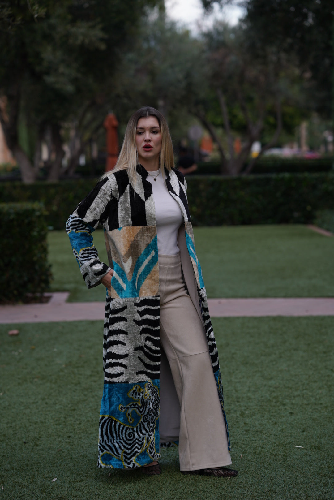 The Mimosa Abaya