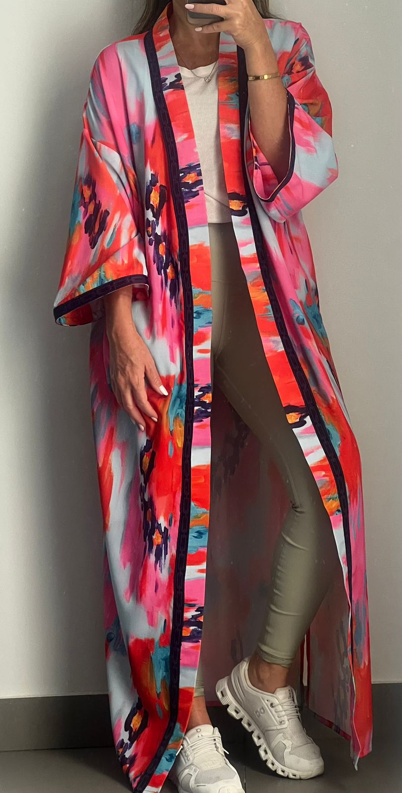 Cheerful Light Fabric abaya