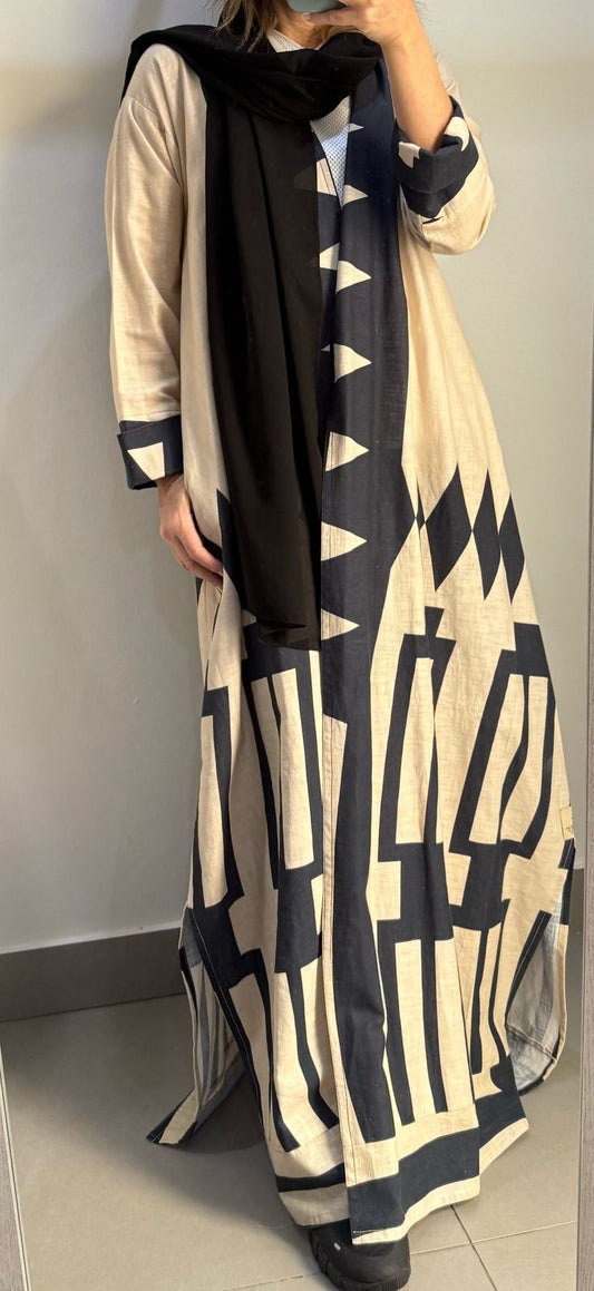 Geometric abaya