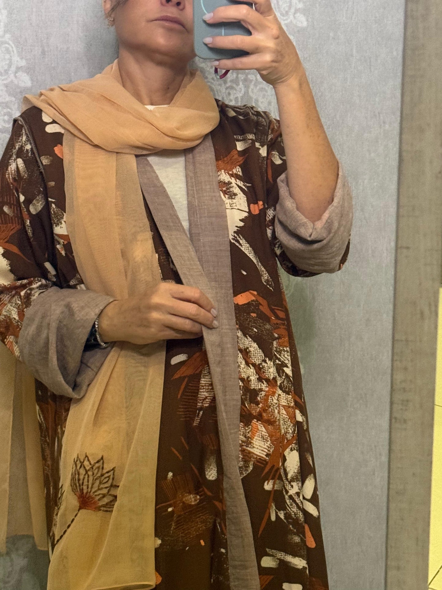 Double flower abaya