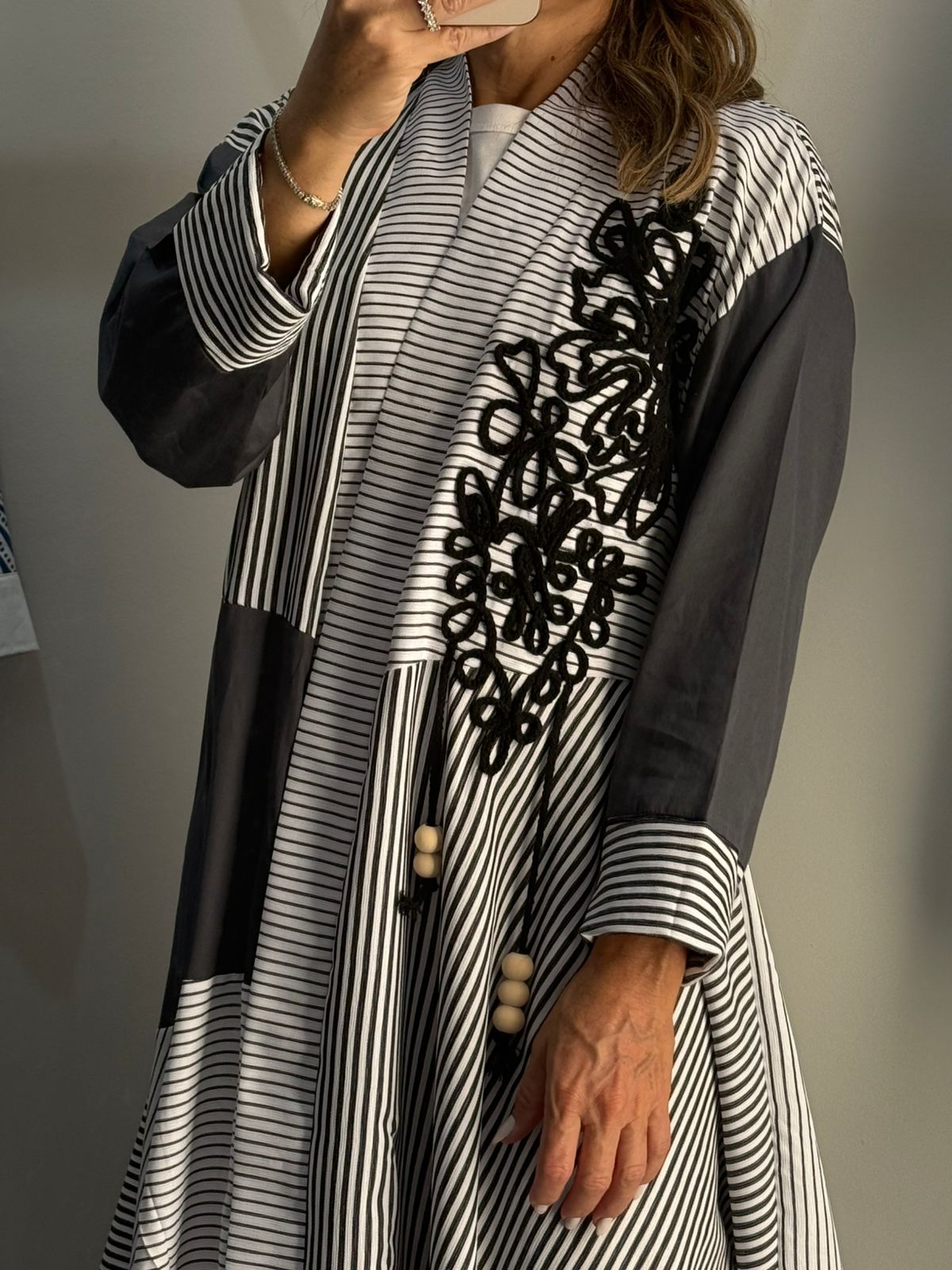 Beige striped abaya