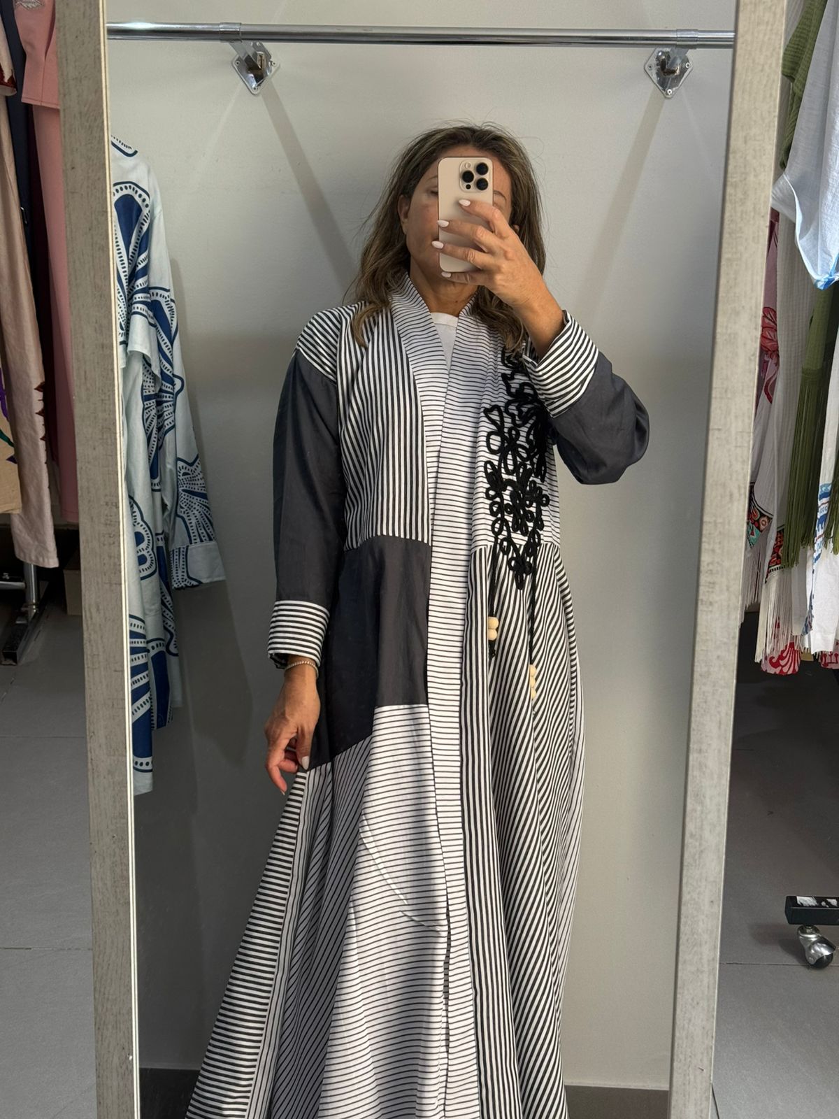 Beige striped abaya