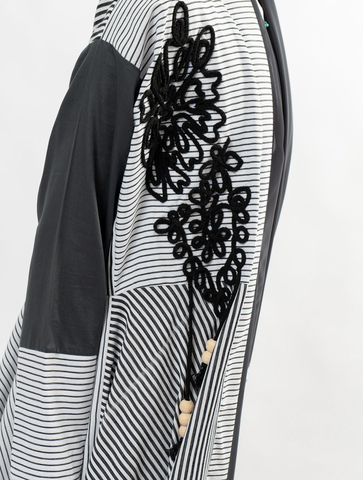 Beige striped abaya
