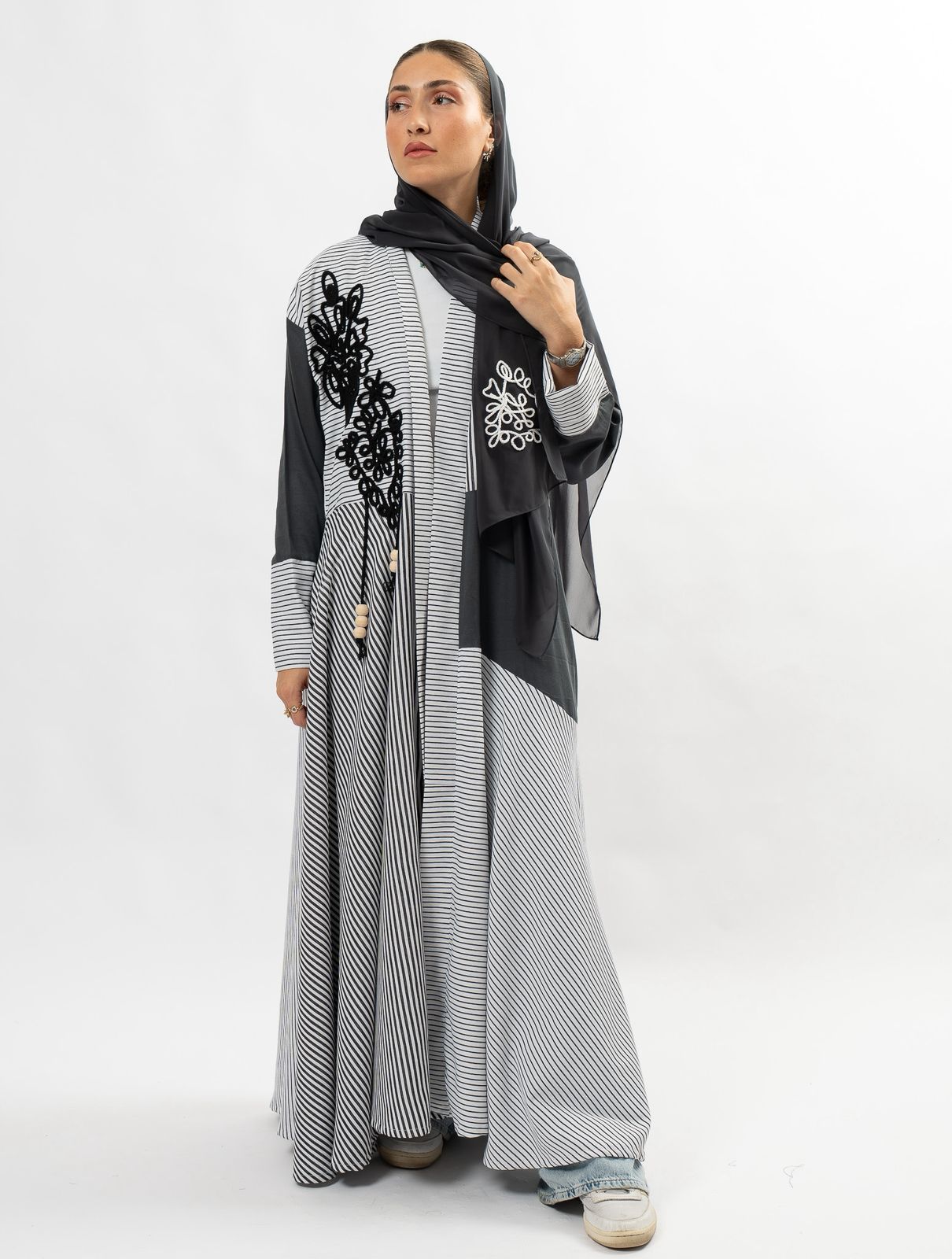 Beige striped abaya