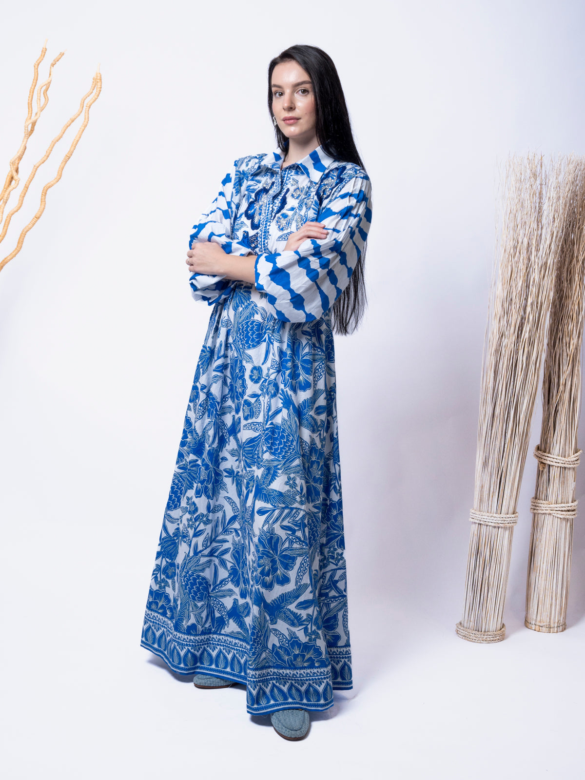 Daisy Light Abaya