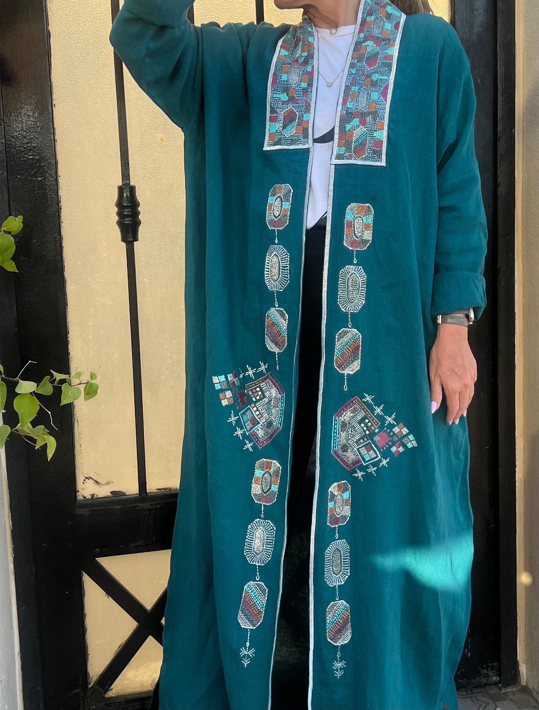 blue Dunia Softwashed Linen abaya